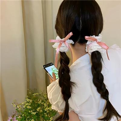 惹她干嘛，她二嫁但皇帝心尖宠